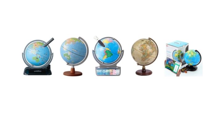 ５つの地球儀の画像